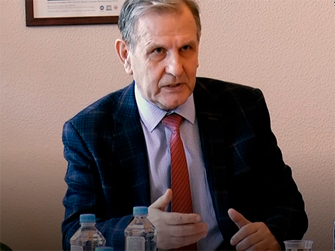 «Субстанциональные различия Востока и Запада» - доклад Макаренко Вадима Владимировича