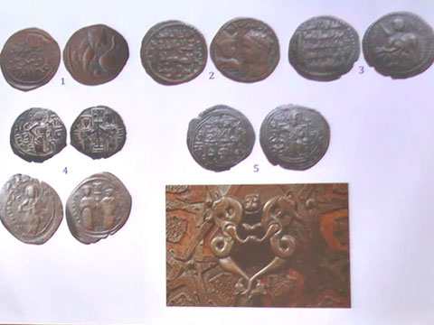 Портреты и фигуры на монетах Северной Месопотамии XI-XIII вв. и их связь с "домами мудрости" на Востоке